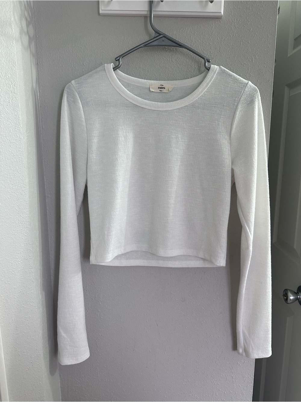 Cropped Long-Sleeve